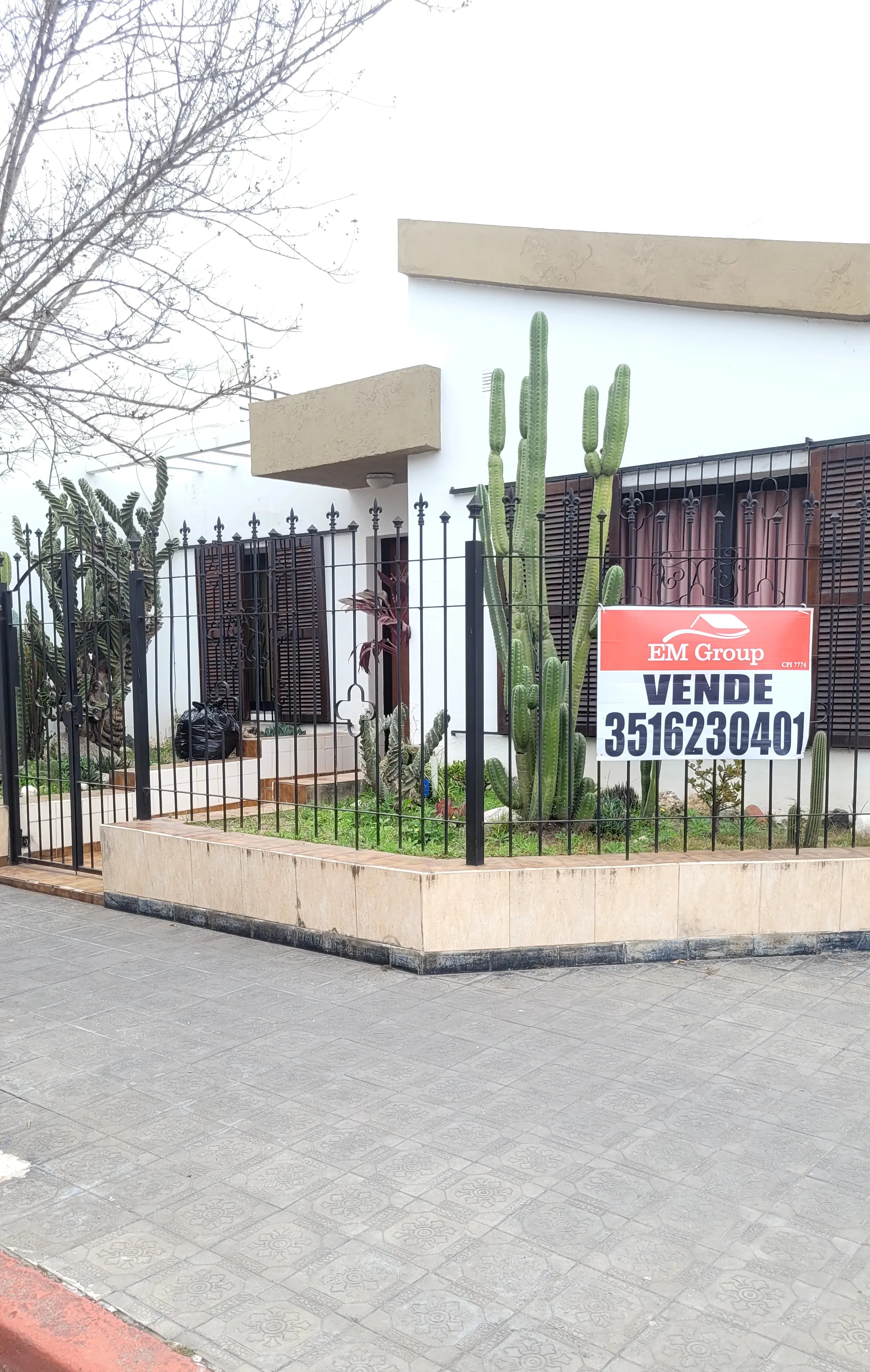 Casa mas depto. en Venta, B° San Rafael!