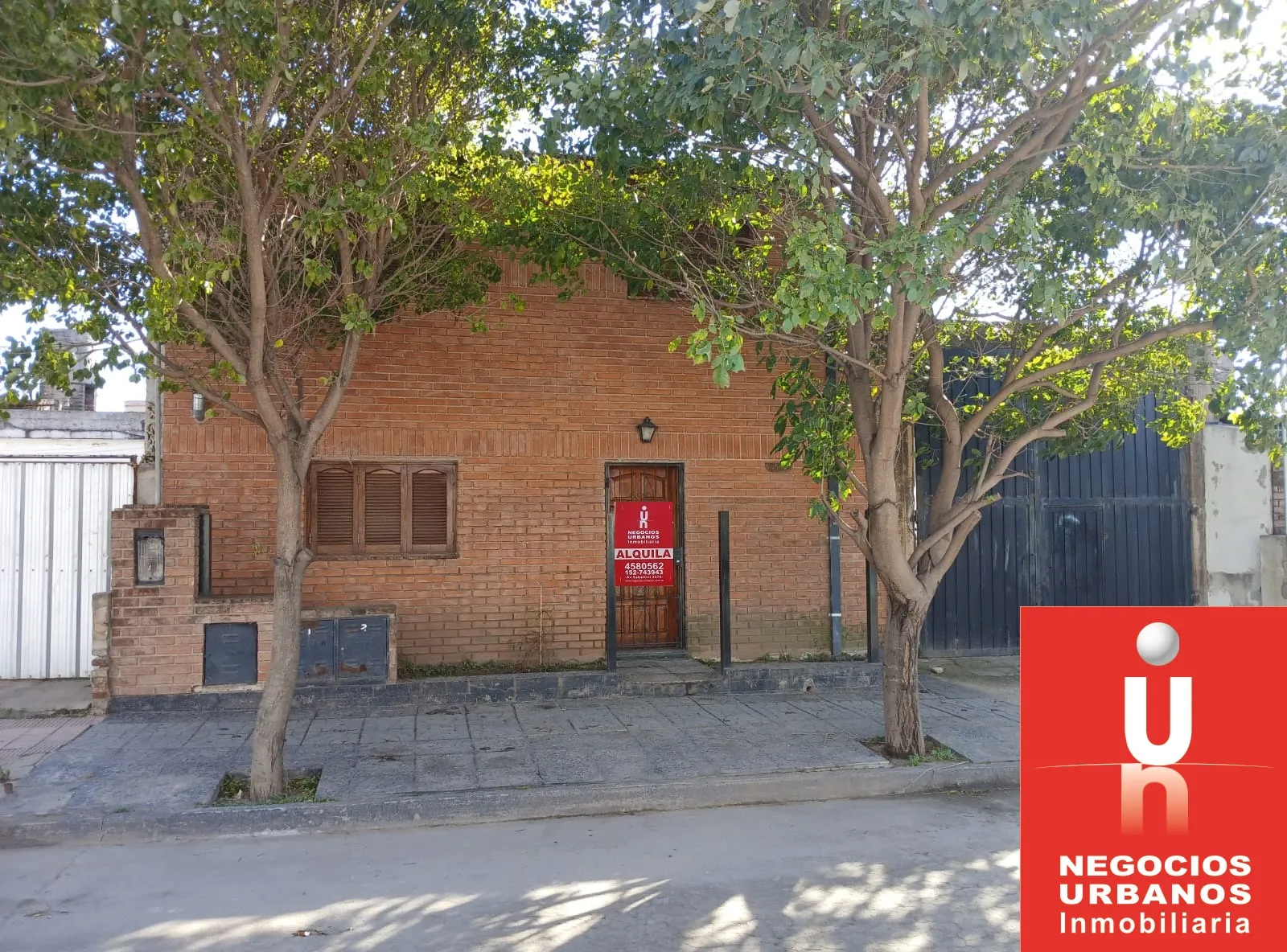 ALQUILER Bº EMPALME CORRIENTES 4569 DÚPLEX FRENTE 2 DORMITORIOS + 2 BAÑOS + PATIO