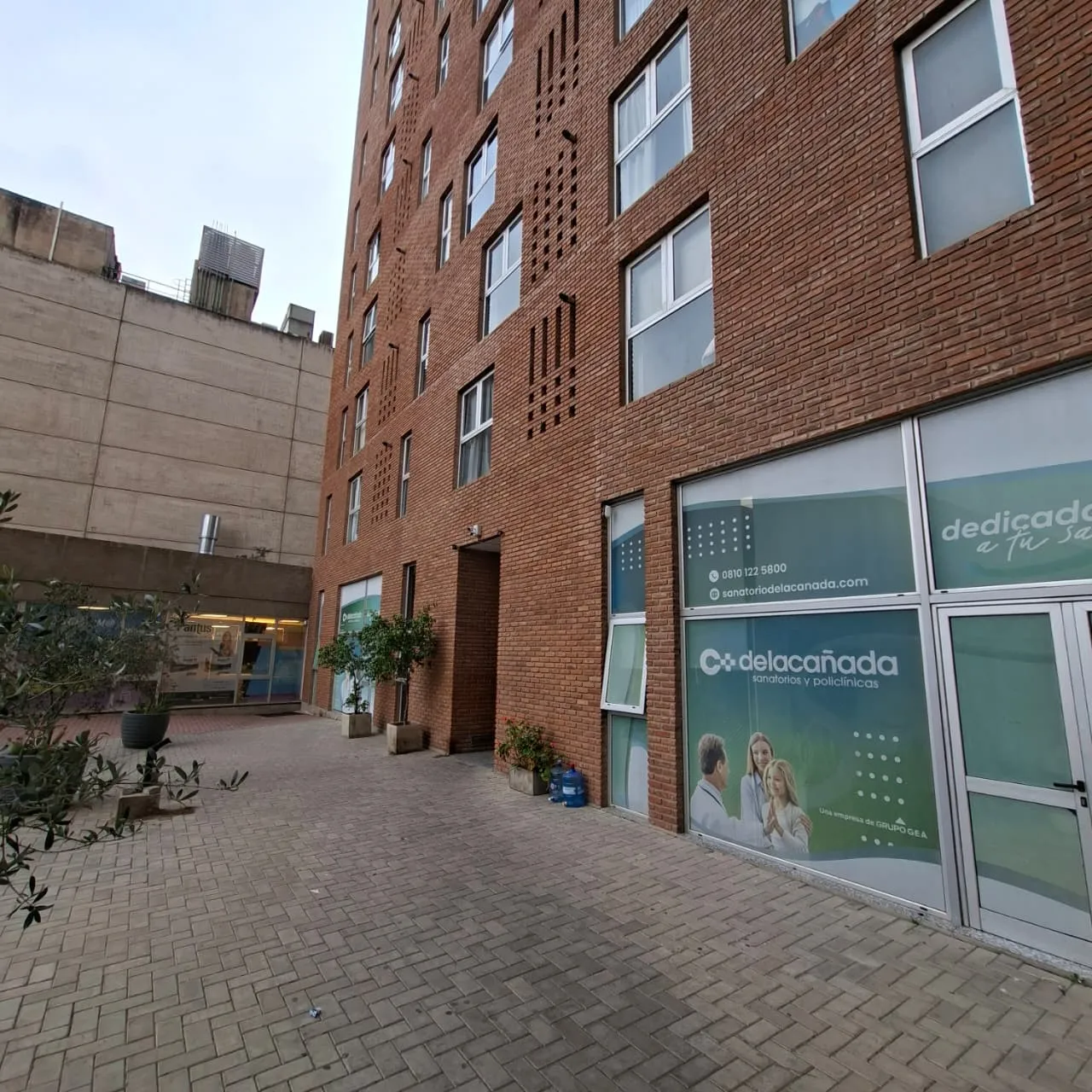 HERMOSO DEPTO EN COMPLEJO TORRE H CON SEGURIDAD!