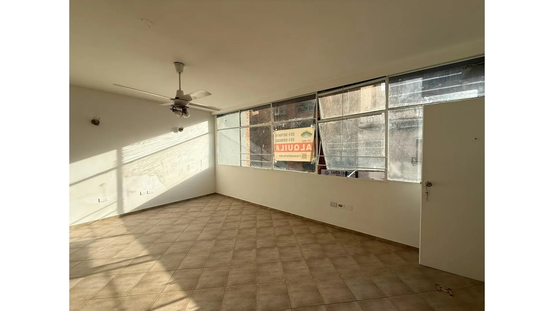 Casa de 4 Dormitorios en Alquiler Barrio Centro