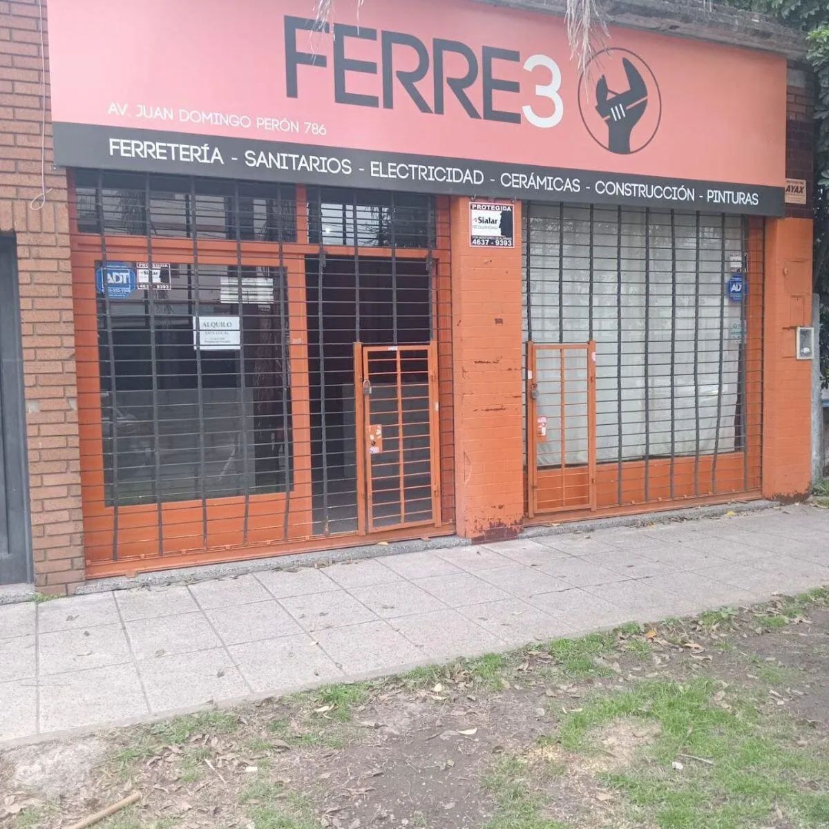 Alquiler Local en Villa Luzuriaga