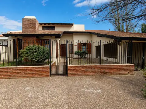 Casa en Venta en Santa Rosa, Capital
