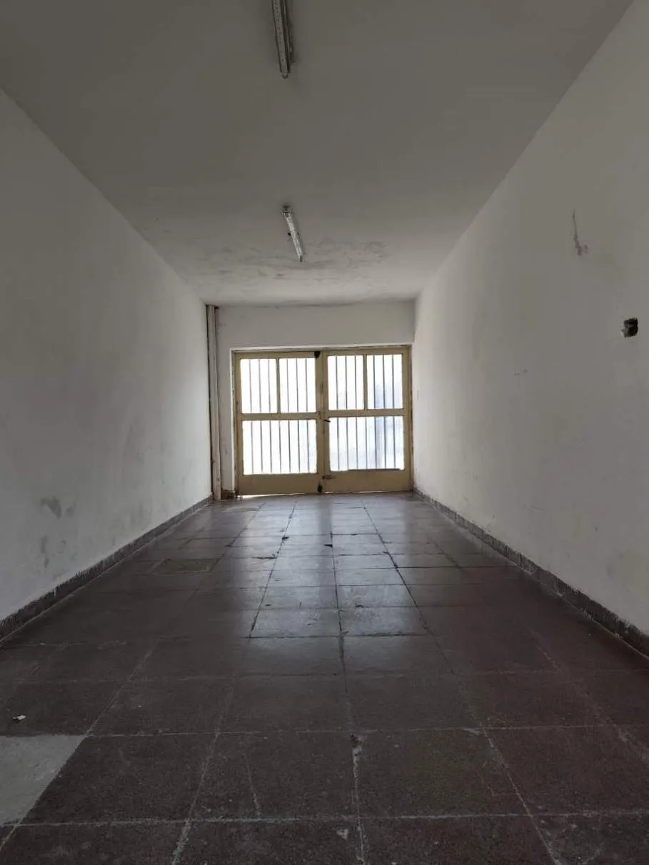 Vendo casa c2 dorm y cochera B Centro América.