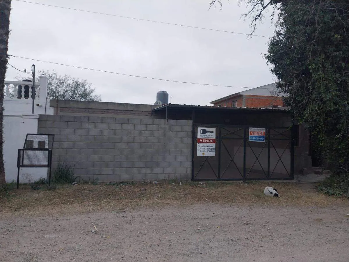 Vendo casa c2 dorm.B Gral Arenales.
