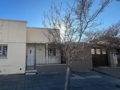 Casa en Venta en General Roca, Río Negro