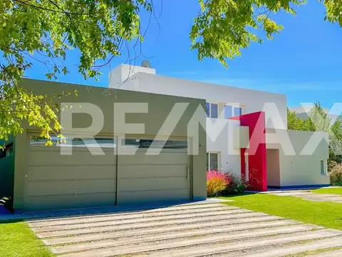 Casa en Alquiler en Neuquen, Confluencia