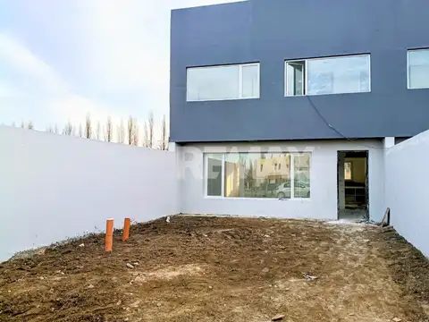 Casa en Venta en Plottier, Confluencia