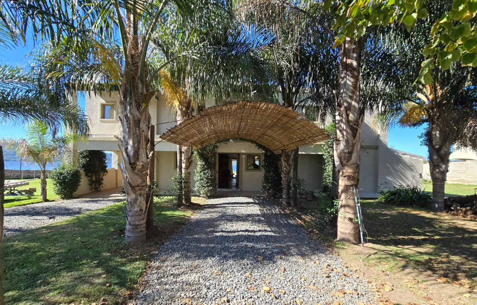 Casa Con Costa Al Lago Zona Carlos Paz