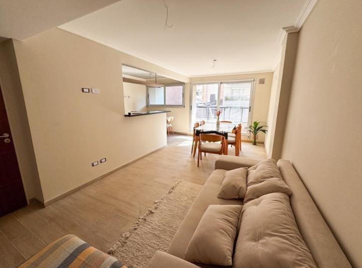 Departamento · 85m² · 4 Ambientes · 1 Cochera