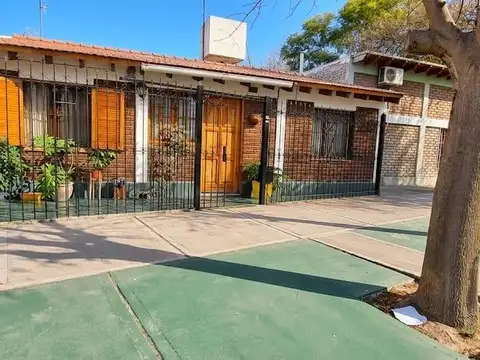 Casa en Venta en El Plumerillo, Las Heras