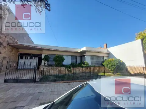 Casa en Venta en Villa Nueva de Guaymallen, Guaymallén