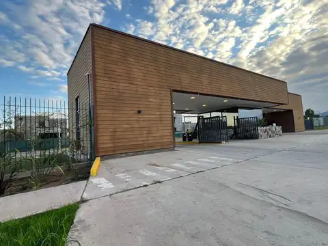 Casa en Venta en Mayor Drummond, Lujan de Cuyo