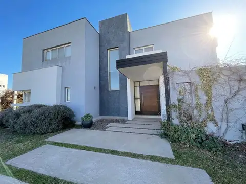 Casa en Venta en Lunlunta, Maipú