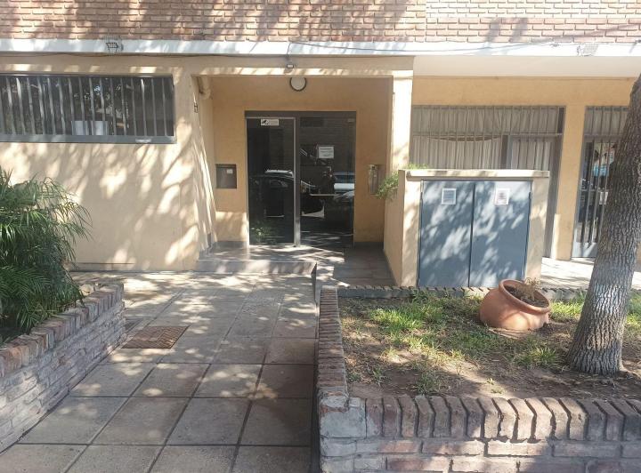 Departamento · 75m² · 5 Ambientes · 1 Cochera
