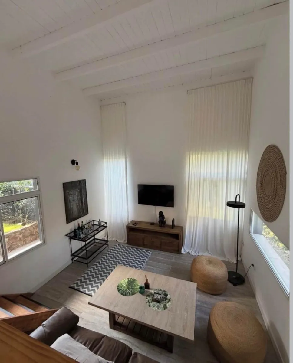 VENTA CASA 3 DORMITORIOS GRAN PARQUE Y PILETA EN ESTANCIA Q2