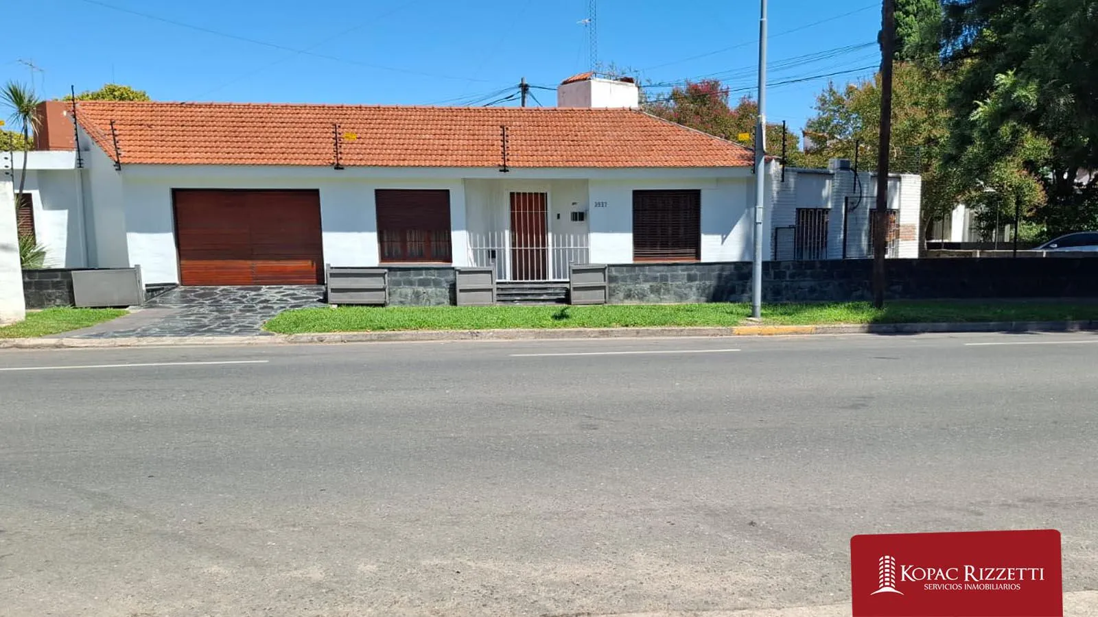 TABLADA PARK (SPILIMBERGO 3937) - VENTA CASA 3 DORMITORIOS