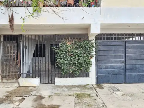 Casa en Venta en 374 Viviendas, Reconquista