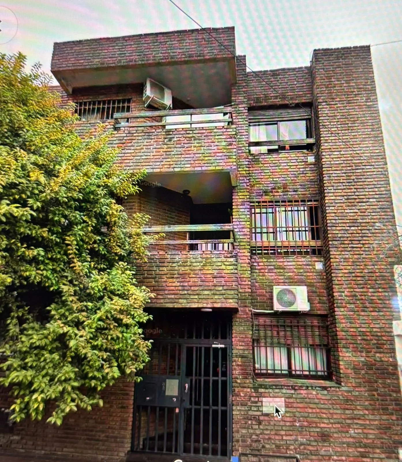 OPORTUNIDAD !!  VENTA DOS DORMITORIOS OBSERVATORIO POR ESCALERAS !!!