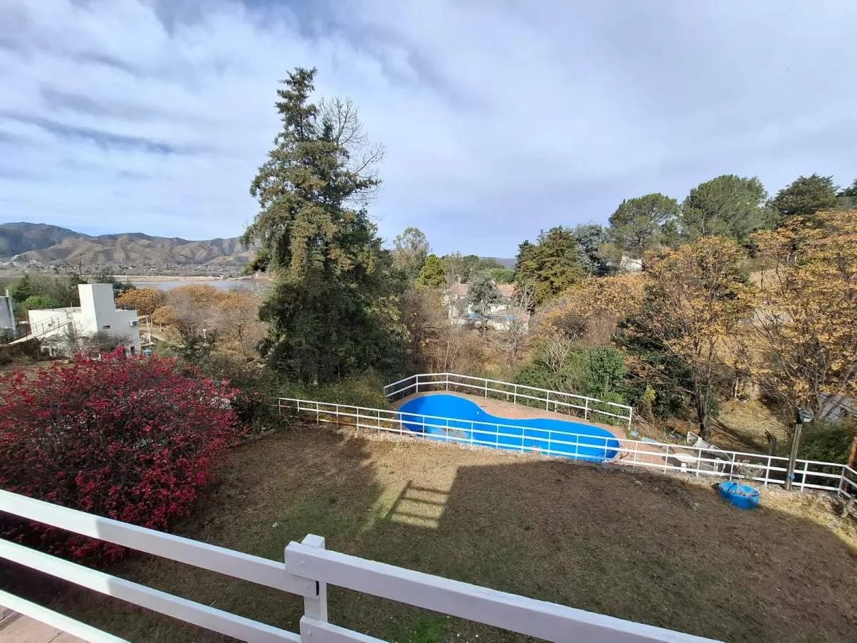 VENTA CASA -DEPTO - VILLA PARQUE SIQUIMAN - MTS DEL LAGO