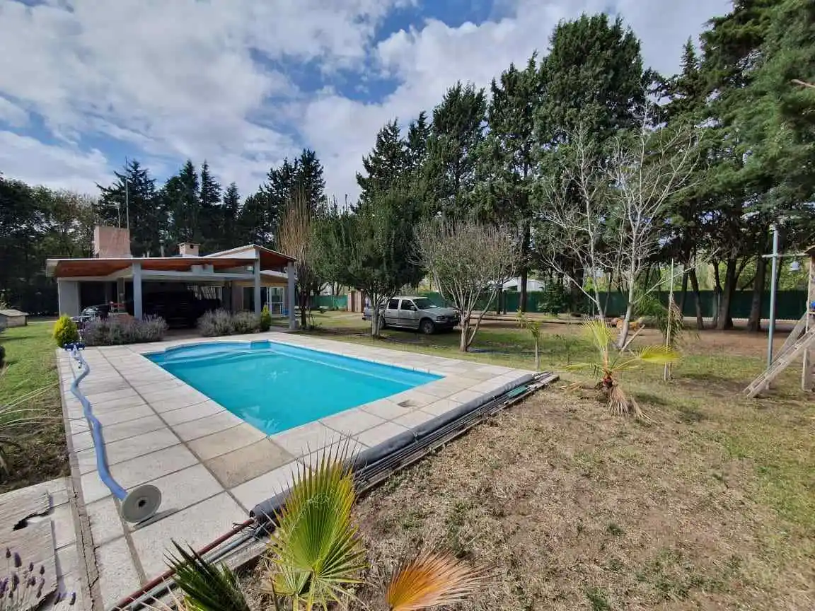 Córdoba, Anisacate, Casa de 2 dormitorios con piscina