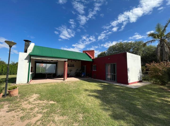 Casa · 131m² · 2 Dormitorios · 1 Cochera