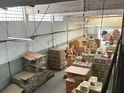 Galpón en Alquiler en Mataderos, CABA