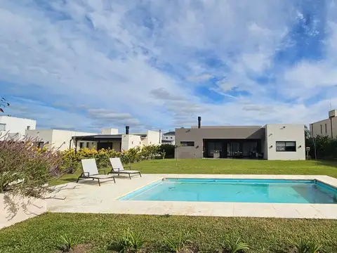 Casa en Alquiler en Monet Barrio Privado, Countries y Barrios Cerrados en Campana