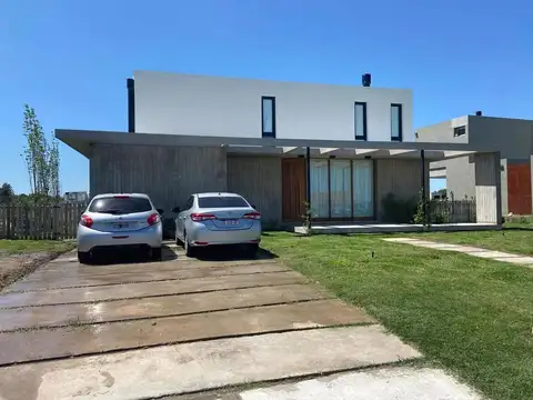 Casa en Alquiler en San Sebastian, Countries y Barrios Cerrados en Escobar