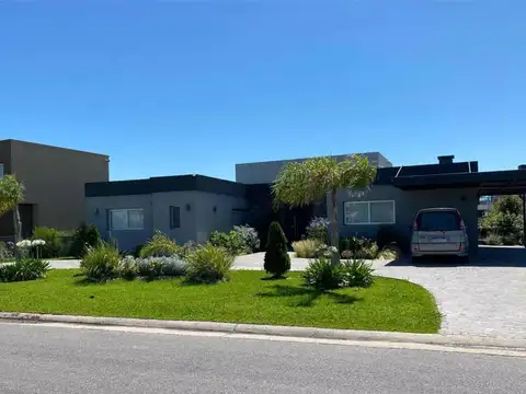 Casa en Alquiler en Haras Santa María, Countries y Barrios Cerrados en Escobar