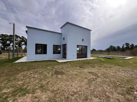 Casa en Venta en Los Hornos, La Plata