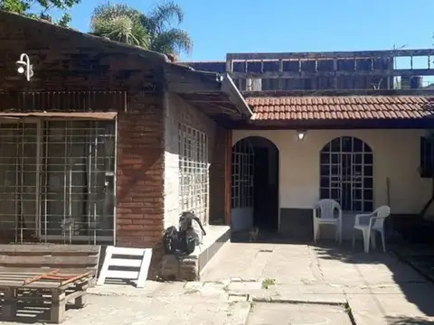 Casa en Venta en Burzaco, Partido de Almirante Brown