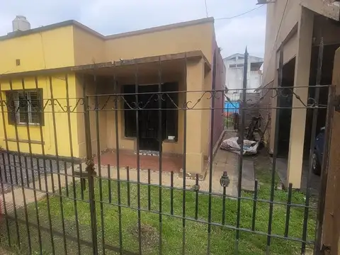 Casa en Venta en Adrogue, Partido de Almirante Brown
