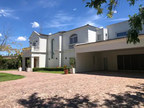 Casa en Venta en Buenos Aires Golf, Countries y Barrios Cerrados en San Miguel