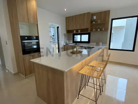 Oficina en Venta en Pilar Del Este - Santa Elisa, Countries y Barrios Cerrados en Pilar