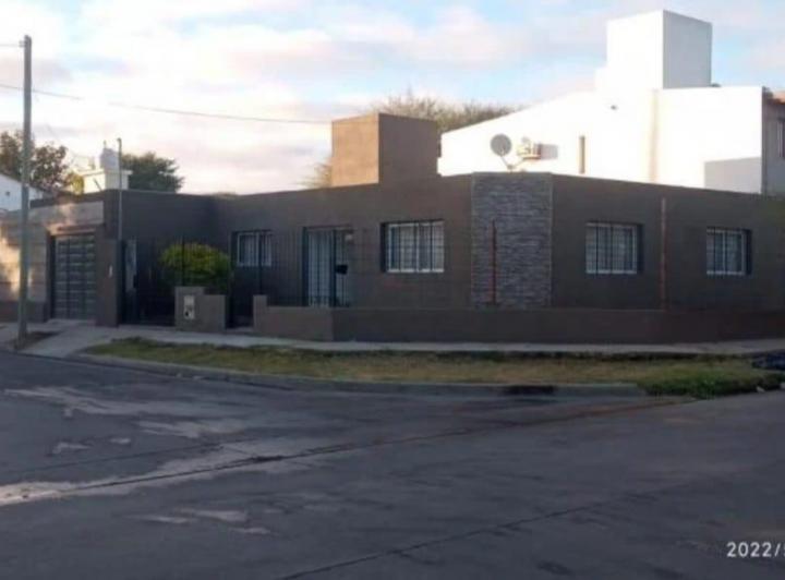Casa · 262m² · 4 Ambientes
