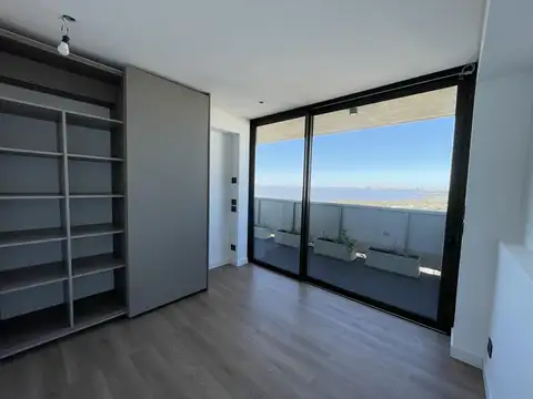 Departamento en Venta en La Lucila Libertador / Rio, La Lucila