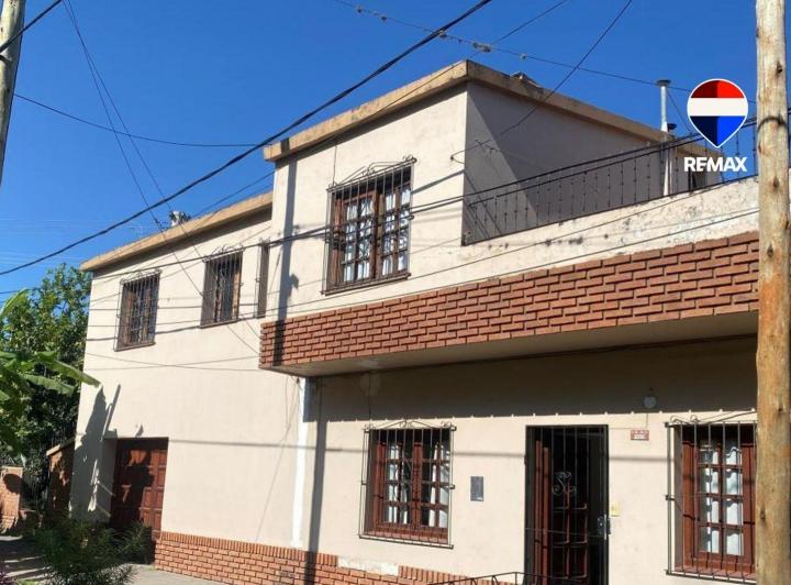 Casa · 134m² · 5 Ambientes · 1 Cochera