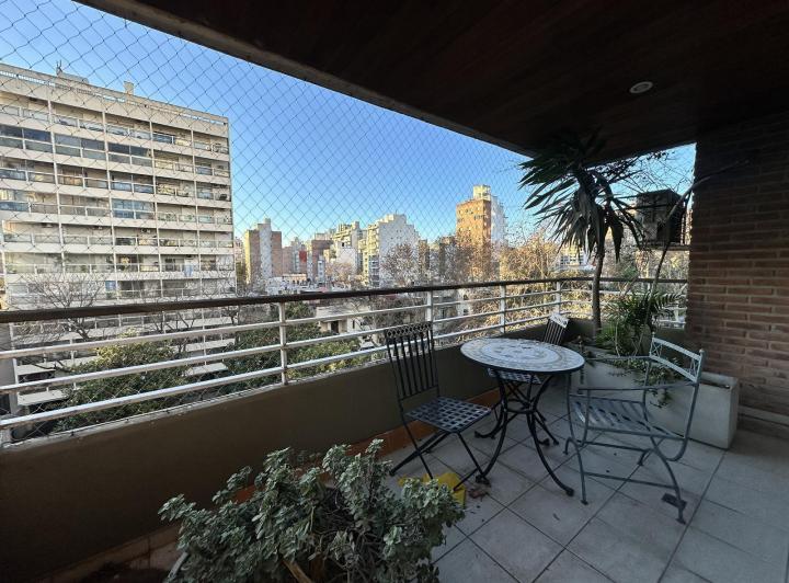 Departamento · 100m² · 5 Ambientes