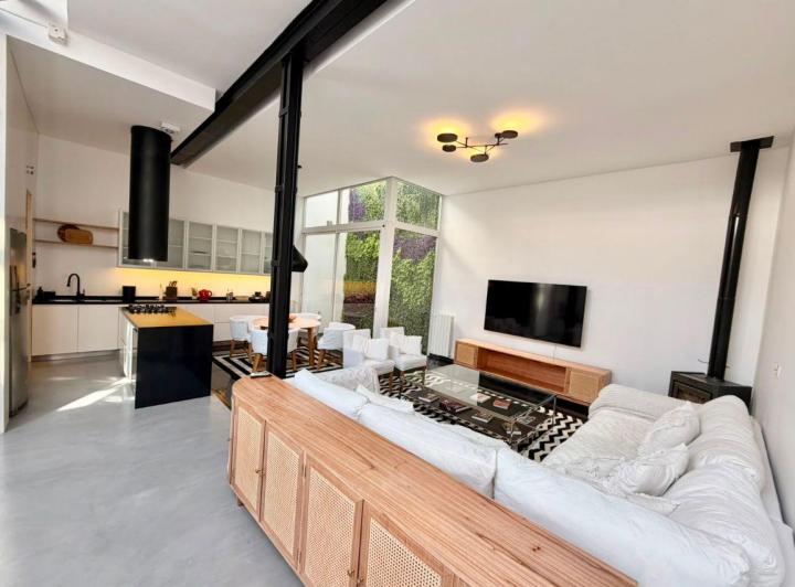 Departamento · 200m² · 3 Ambientes