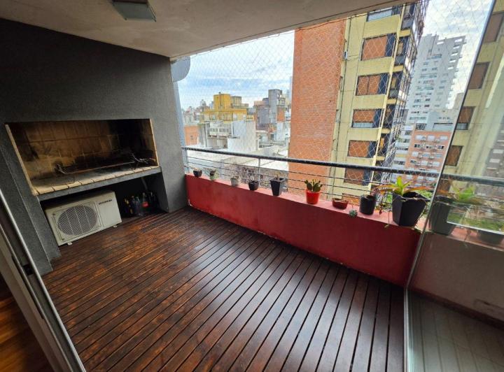 Departamento · 100m² · 8 Ambientes · 1 Cochera