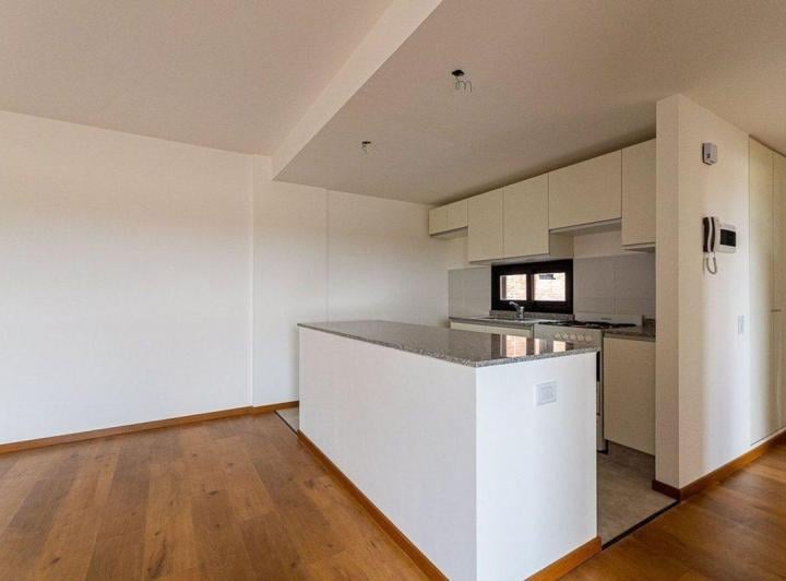 Departamento · 50m² · 2 Ambientes · 1 Cochera