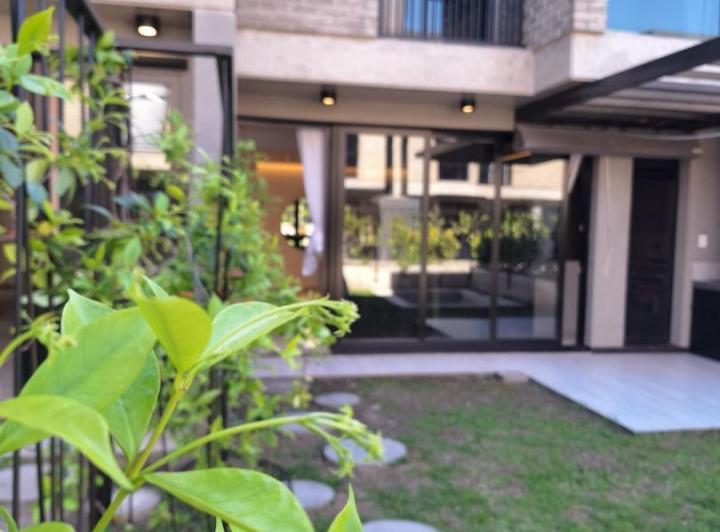 Departamento · 104m² · 4 Ambientes · 1 Cochera