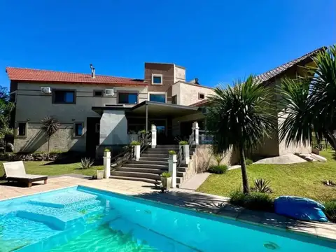 Casa en Venta en Tierralta Comarca Serrana, Malagueño