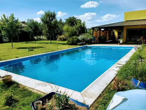 Casa en Alquiler en Raquel, Castellanos