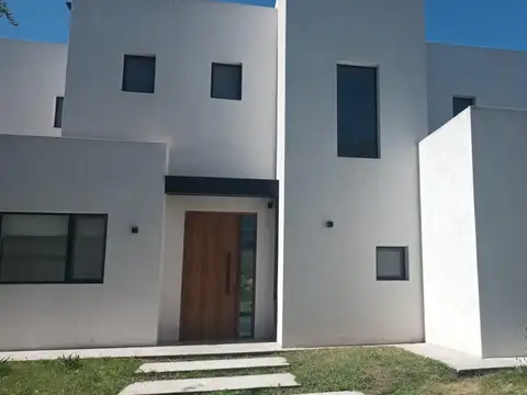 Casa en Venta en Presidente Derqui, Partido de Pilar