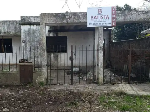 Casa en Venta en Villa Elvira, Partido de La Plata