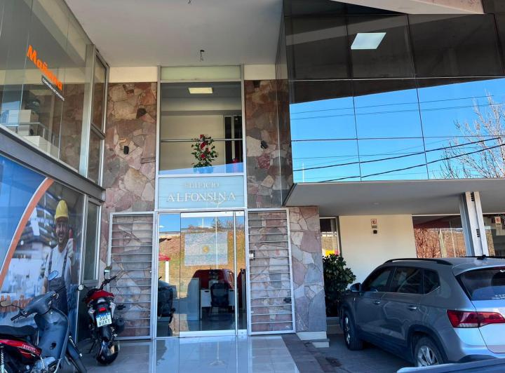 Oficina comercial · 400m² · 1 Cochera