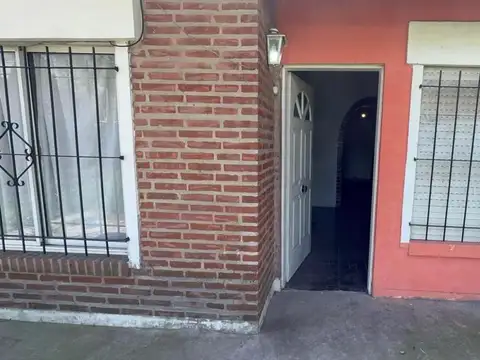 Casa en Venta en Glew, Partido de Almirante Brown
