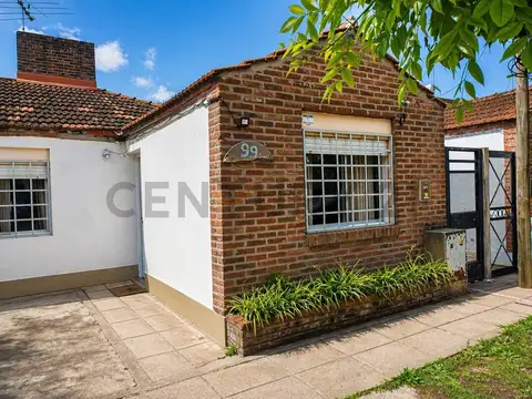Casa en Venta en Lisandro Olmos Etcheverry, Partido de La Plata