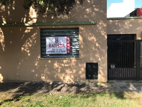 Casa en Venta en Los Hornos, La Plata